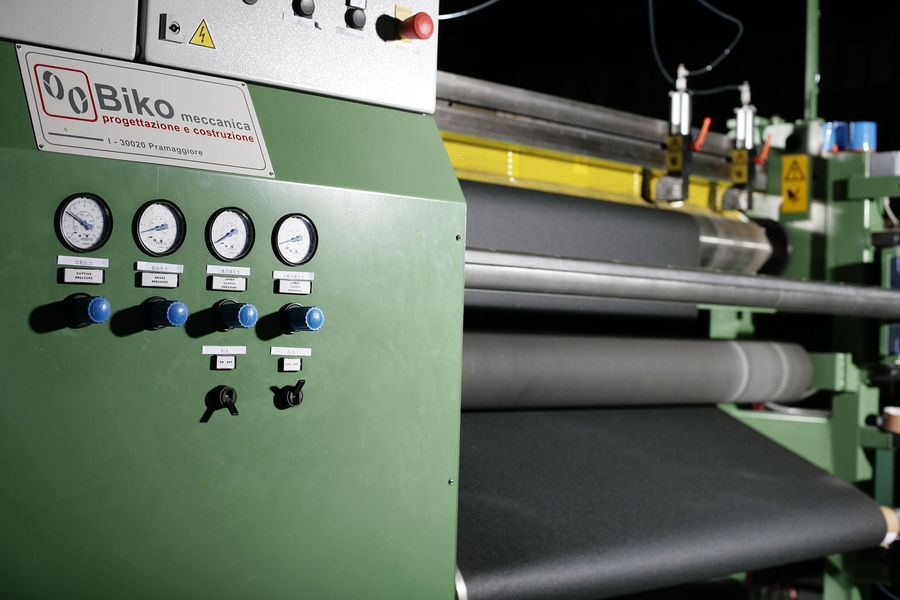 WEEM Abrasives Produktionslinie des Herstellers